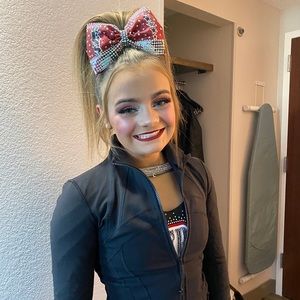 Meet your Posher, Cali